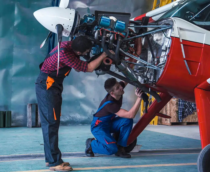 aeronautical mechanic course